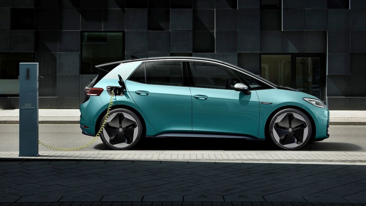 Volkswagen a Bosch vytvoří společný podnik, bude pomáhat továrnám na baterie